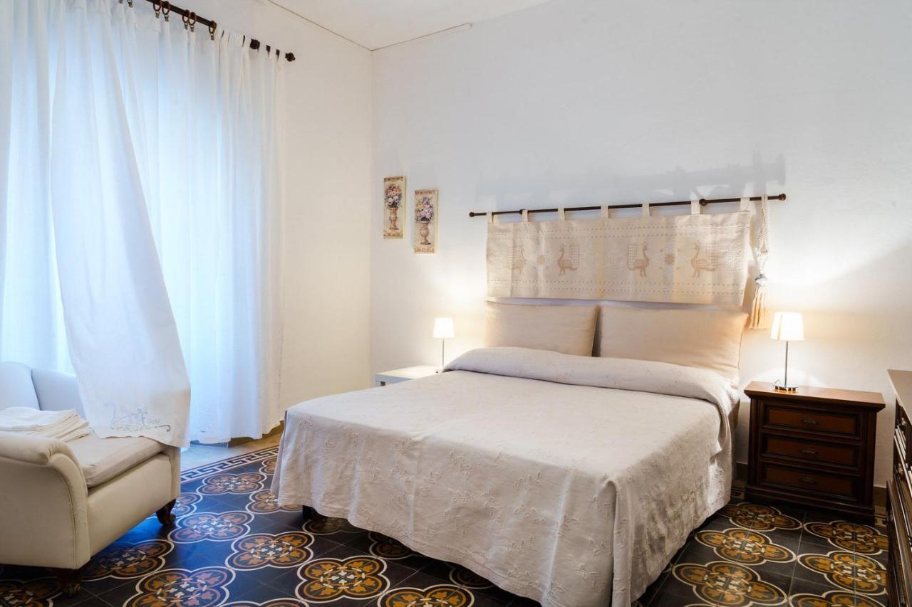 Holiday Home Alle Pavoncelle, Indipendente Con Terrazzo Di 60 Mq Portoscuso Exterior photo