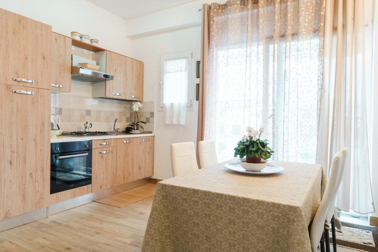 Holiday Home Alle Pavoncelle, Indipendente Con Terrazzo Di 60 Mq Portoscuso Exterior photo