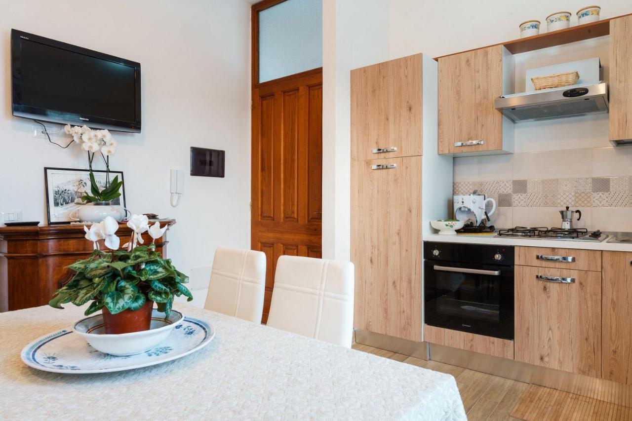 Holiday Home Alle Pavoncelle, Indipendente Con Terrazzo Di 60 Mq Portoscuso Exterior photo