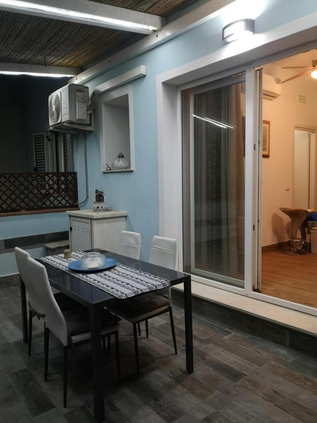 Holiday Home Alle Pavoncelle, Indipendente Con Terrazzo Di 60 Mq Portoscuso Exterior photo